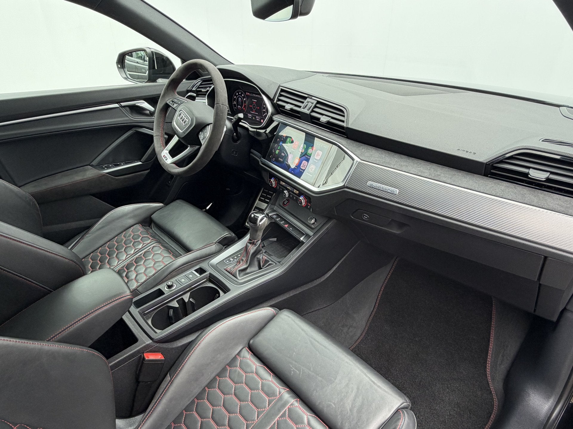 Audi Q3 Sportback TFSI RS Pano.dak Carplay Pano.dak Trekhaak, Auto's, Audi, Automaat, Gebruikt, Euro 6, 1675 kg