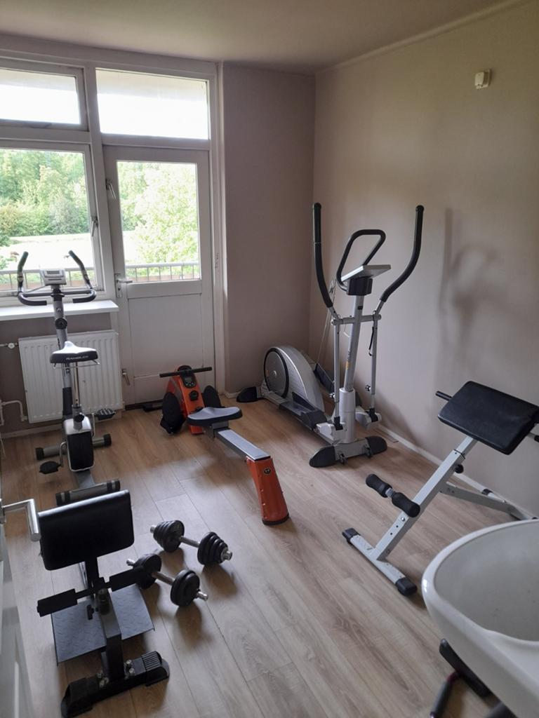 Complete Home Gym Fitnessruimte, Sport en Fitness, Ophalen, Benen, Gebruikt, Metaal