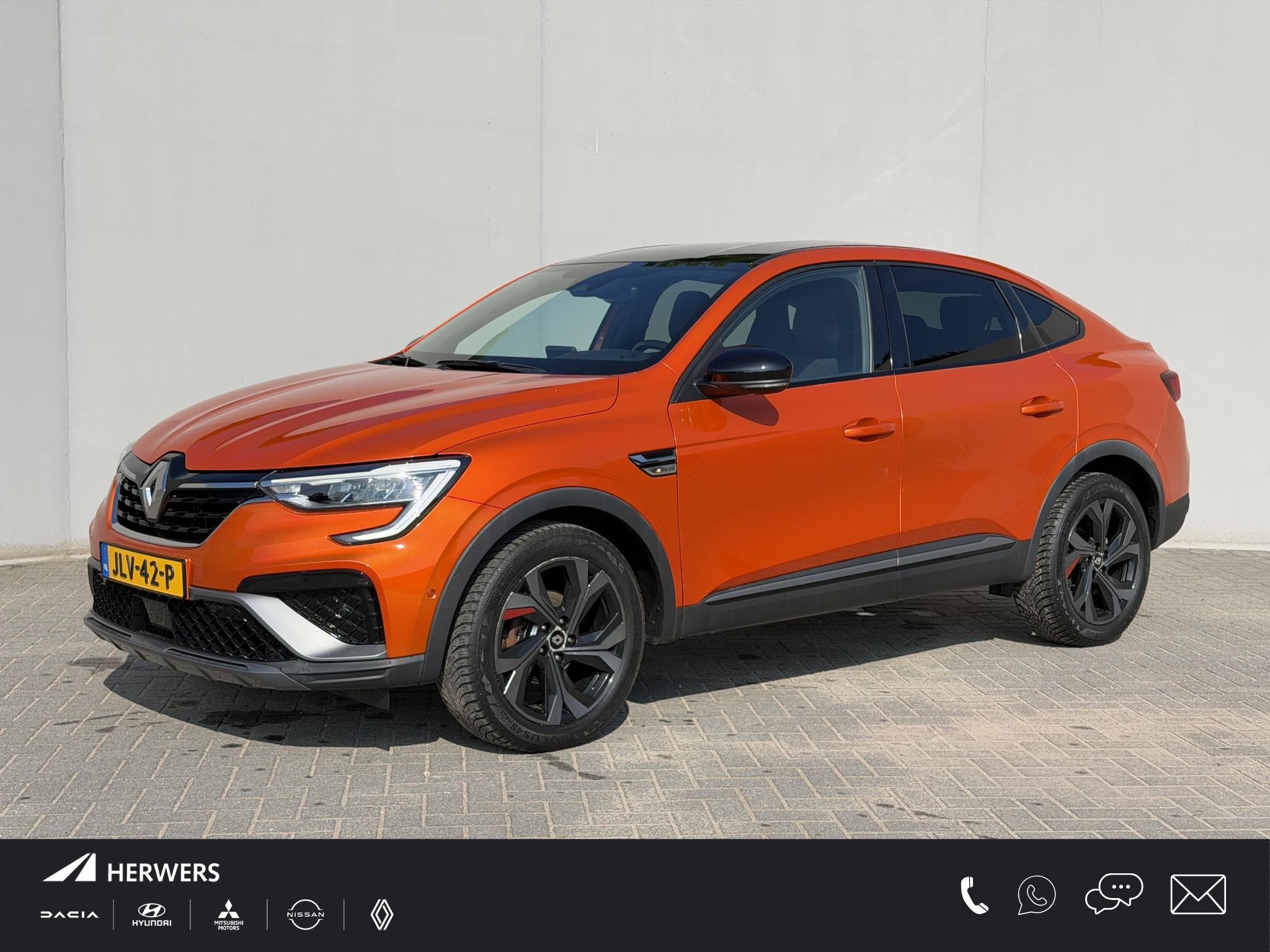 Renault Arkana 1.3 TCe 140 R.S / Adaptieve Cruise / Lederen, Auto's, Renault, Stof, Gebruikt, Euro 6, SUV of Terreinwagen