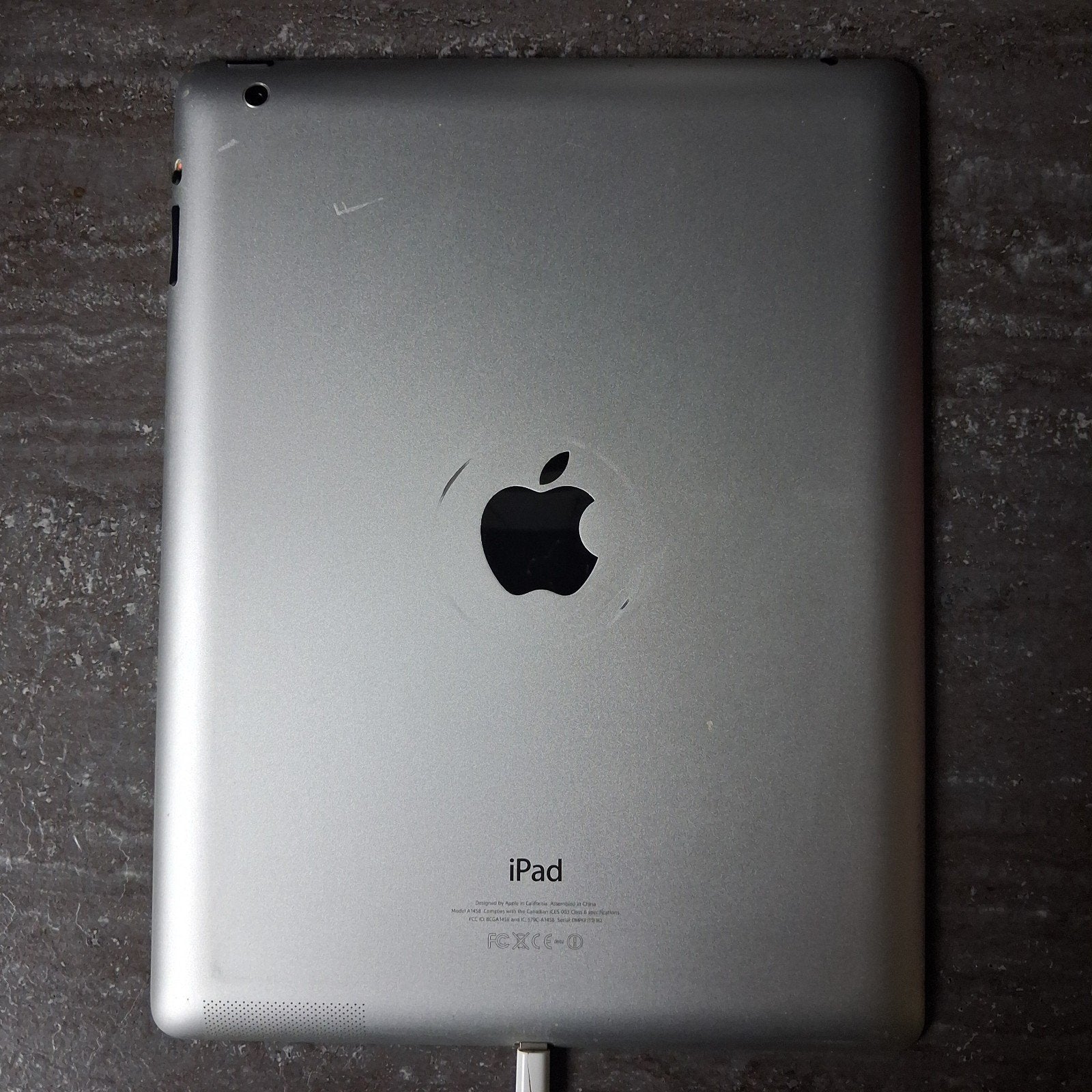 Apple iPad (4e generatie) MD510LL/A - WiFi (WPA2), Computers en Software, 10 inch, Gebruikt, Apple iPad, Ophalen of Verzenden