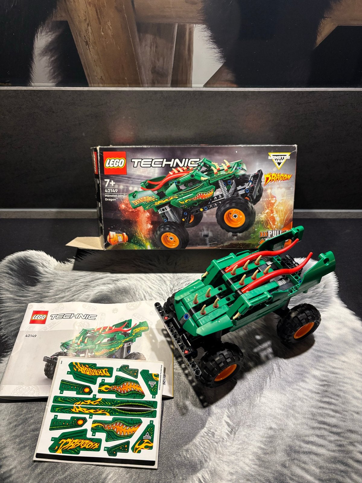 LEGO Technic 42149 Monster Jam Dragon met ongeplakte sticker, Ophalen of Verzenden, Zo goed als nieuw