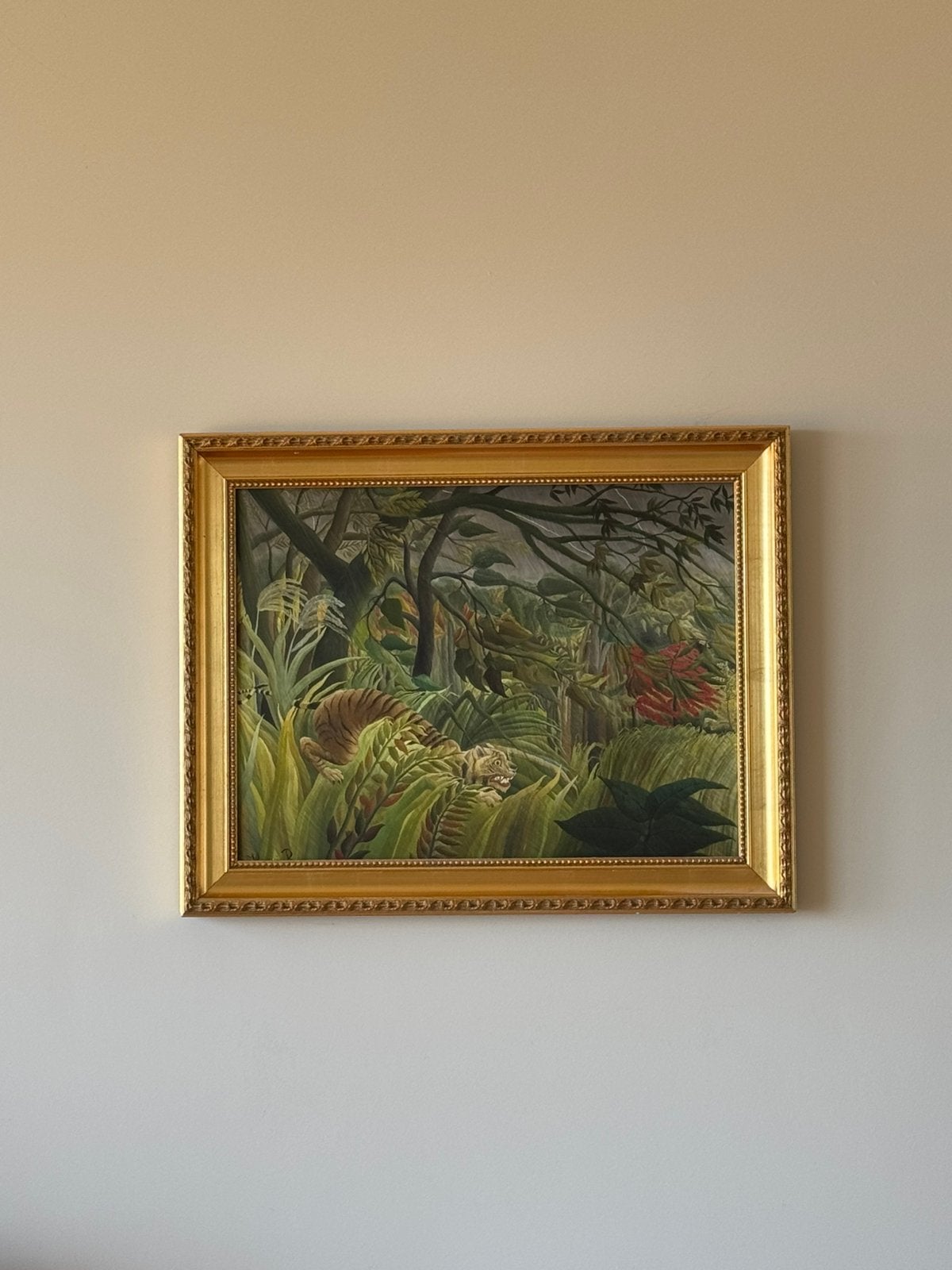 Gouden schilderijlijst met canvas druk van Henri Rousseau v, Gebruikt, Schilderijlijst, Ophalen of Verzenden, Goud