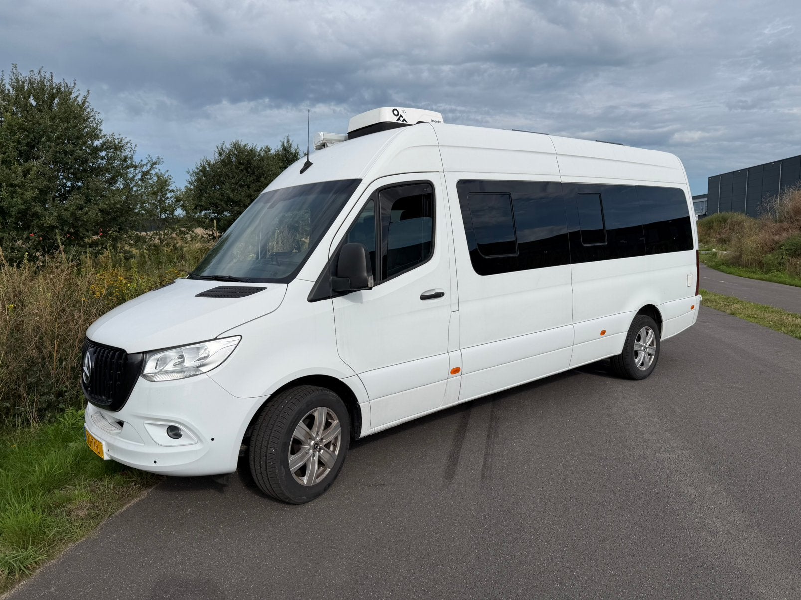 MB Sprinter Buscamper 170 pk nieuw! handgeschakeld, Buscamper of Camperbus, Tot en met 2, Mercedes-Benz, Particulier