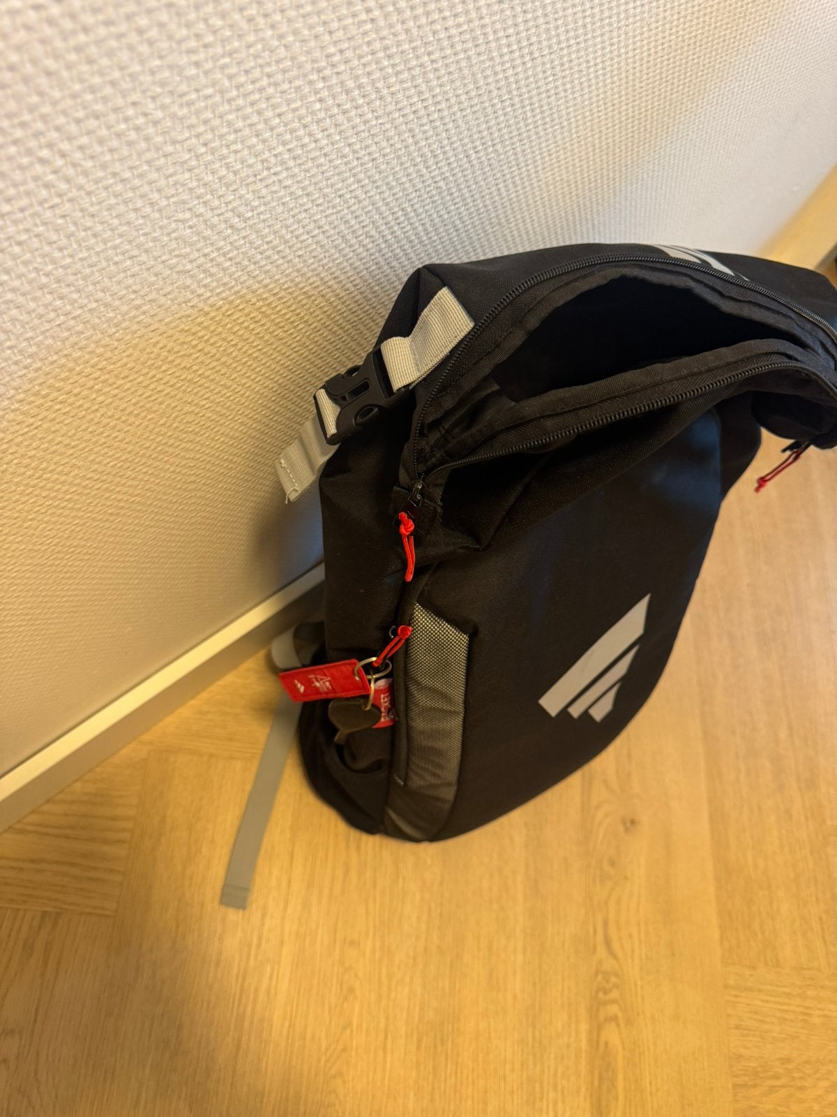 Adidas padel tas ale galan, Ophalen of Verzenden, Zo goed als nieuw