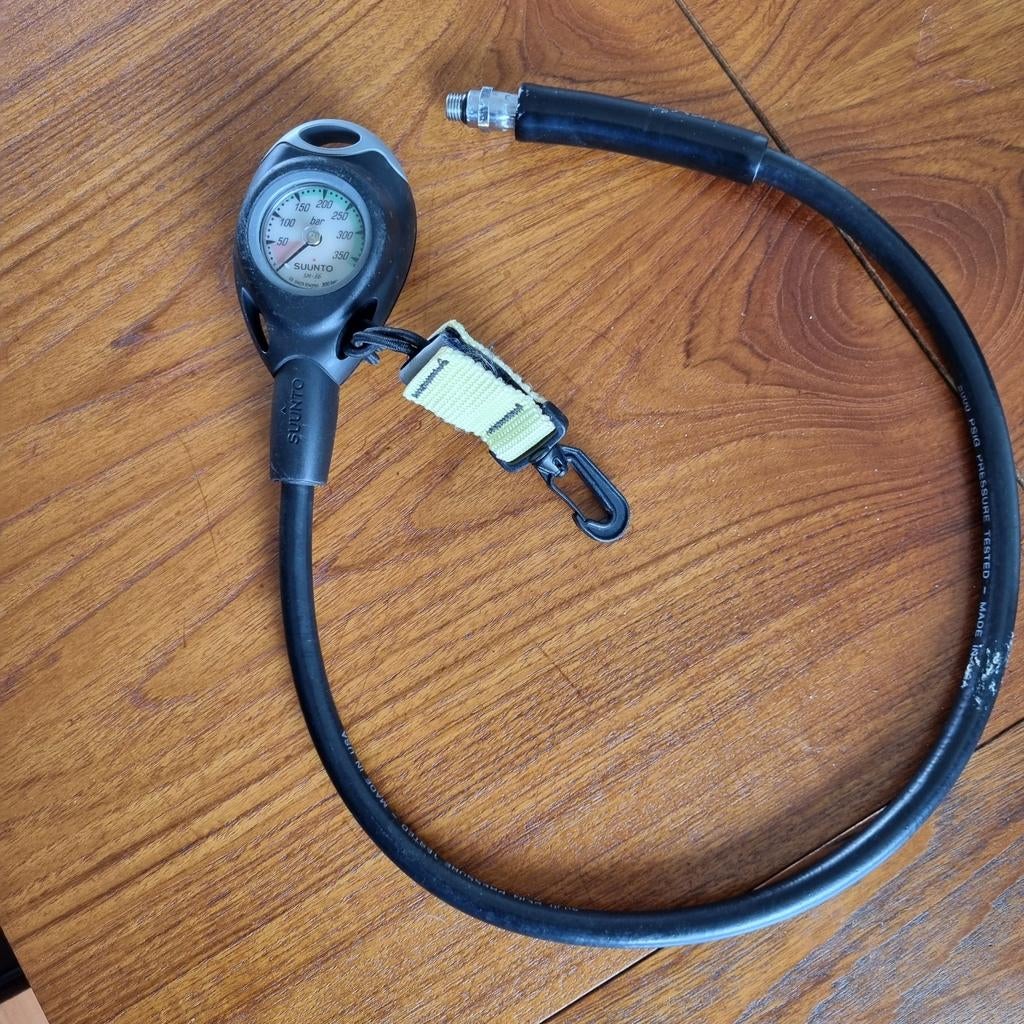 Suunto SM-36 Duik Manometer - Bar, Ophalen of Verzenden, Gebruikt, Overige typen