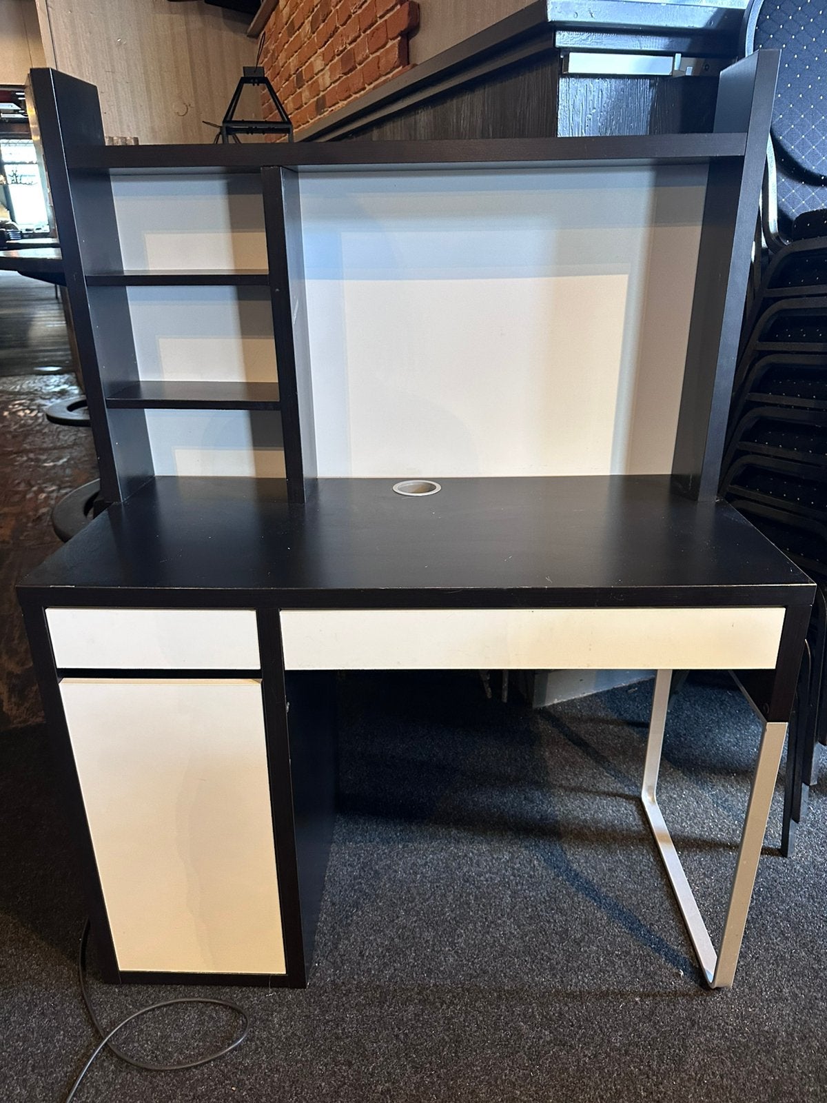 Ikea Micke kinderbureau, Ophalen of Verzenden, Zo goed als nieuw