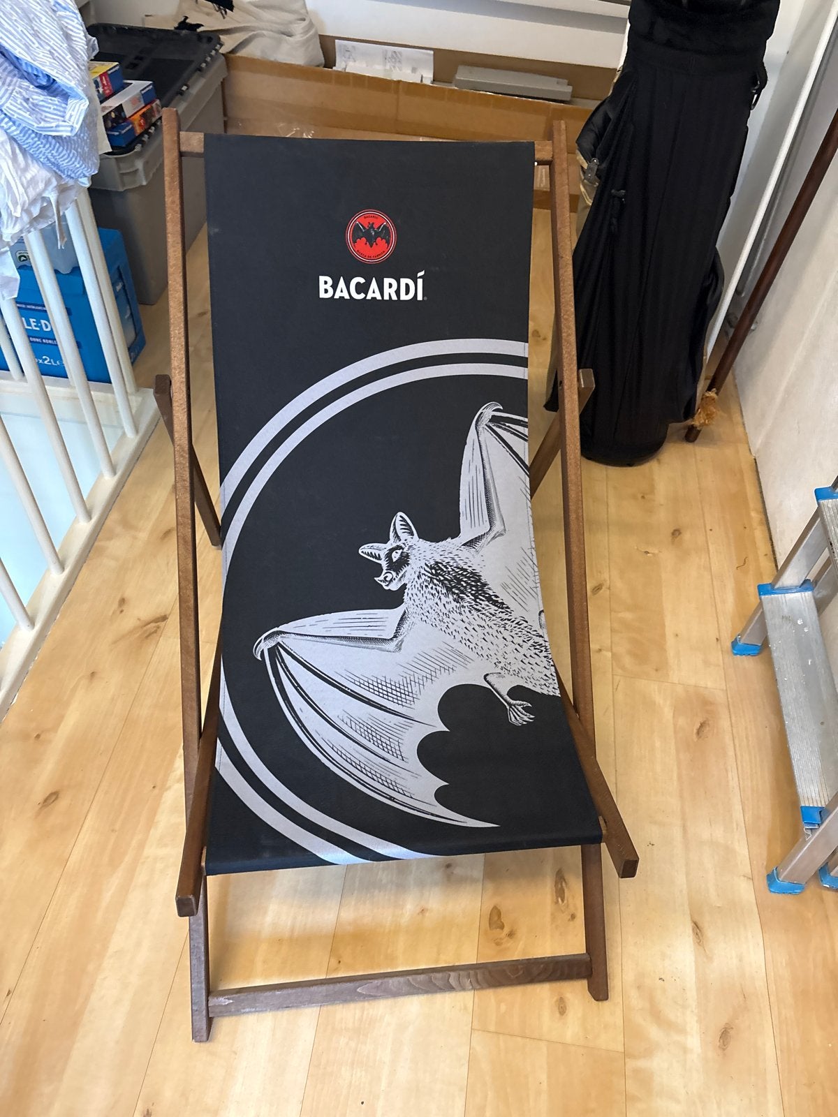 Bacardi strandstoel - Inklapbaar en verstelbaar, Ophalen, Gebruikt, Hout, Inklapbaar
