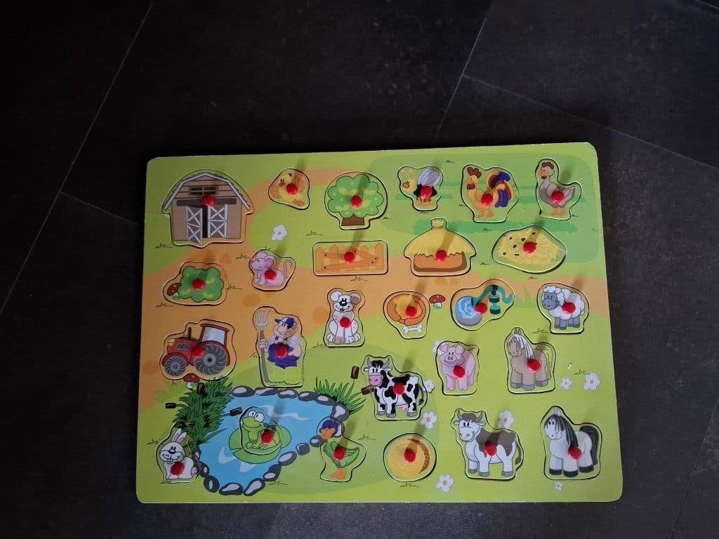 houten insteek puzzel boerderij, Ophalen, 10 tot 50 stukjes, Zo goed als nieuw