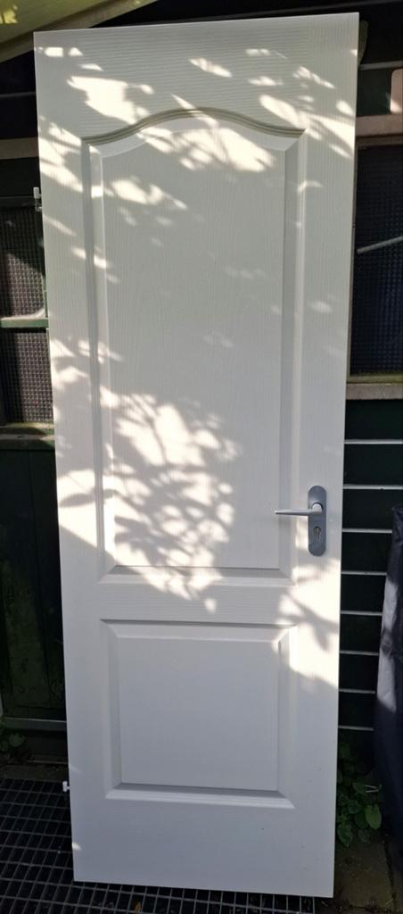 Witte binnendeur met deurbeslag, Ophalen, Binnendeur, 200 tot 215 cm