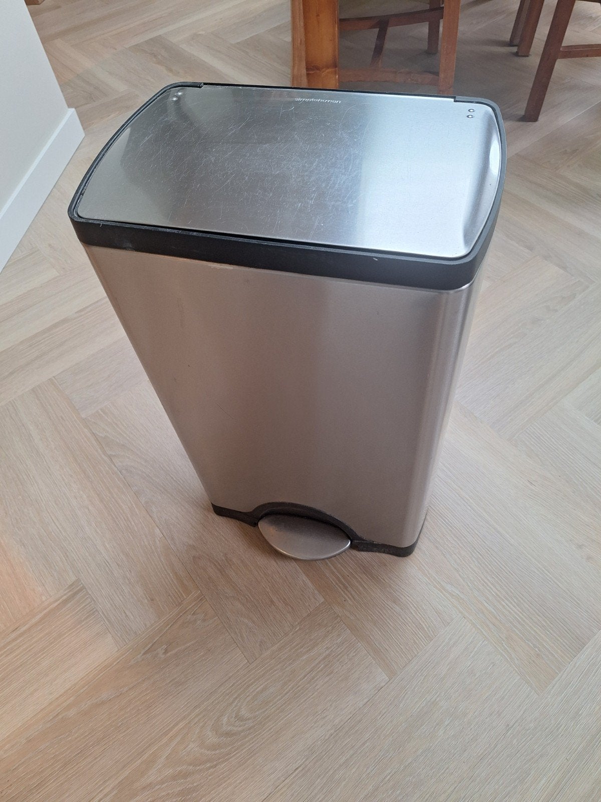 Simplehuman Pedaalemmer RVS - 45 Liter, Ophalen, Gebruikt, Met pedaal, 40 liter of meer
