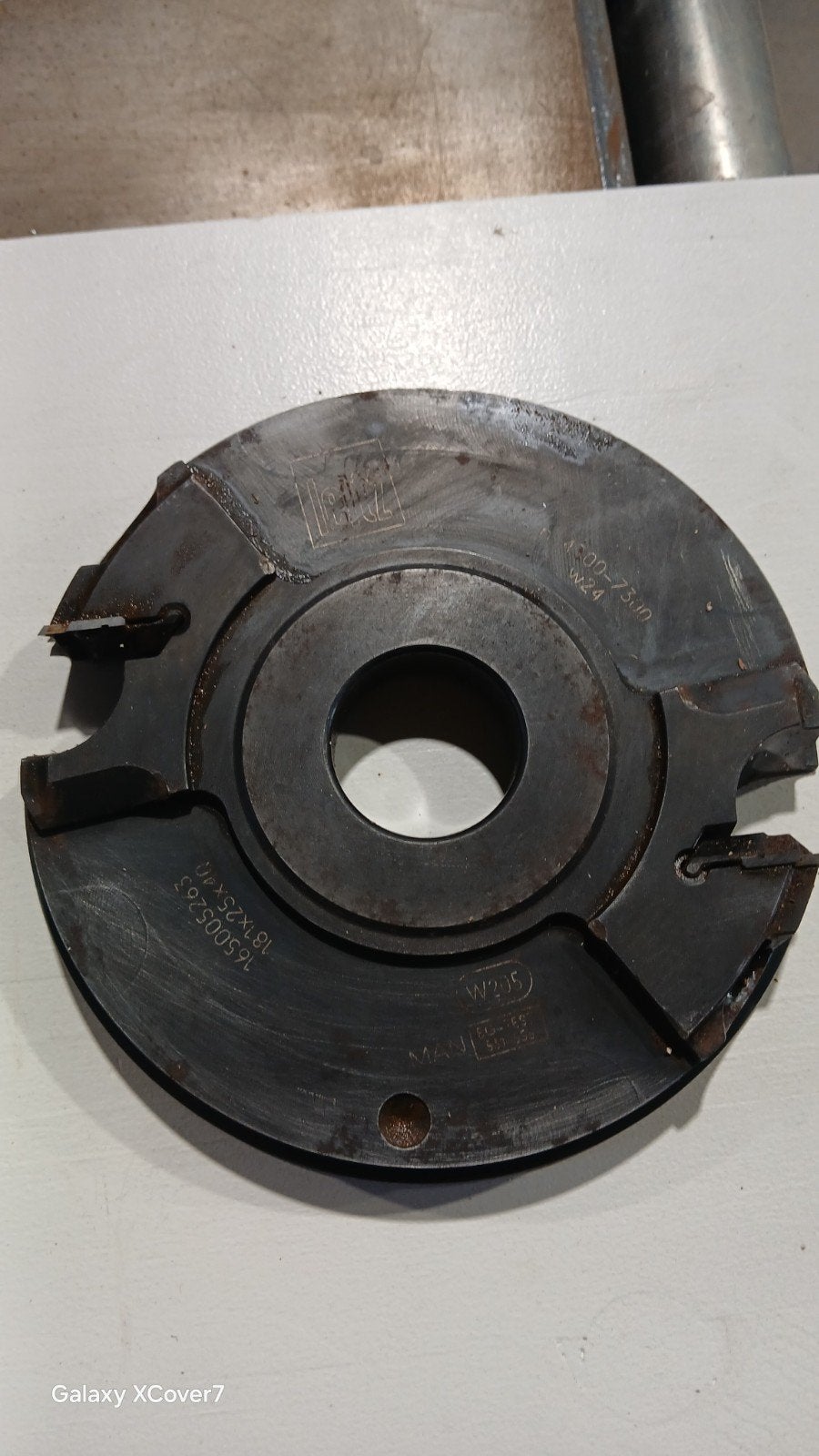 Leitz langsprofielbeitel /w205, Ophalen