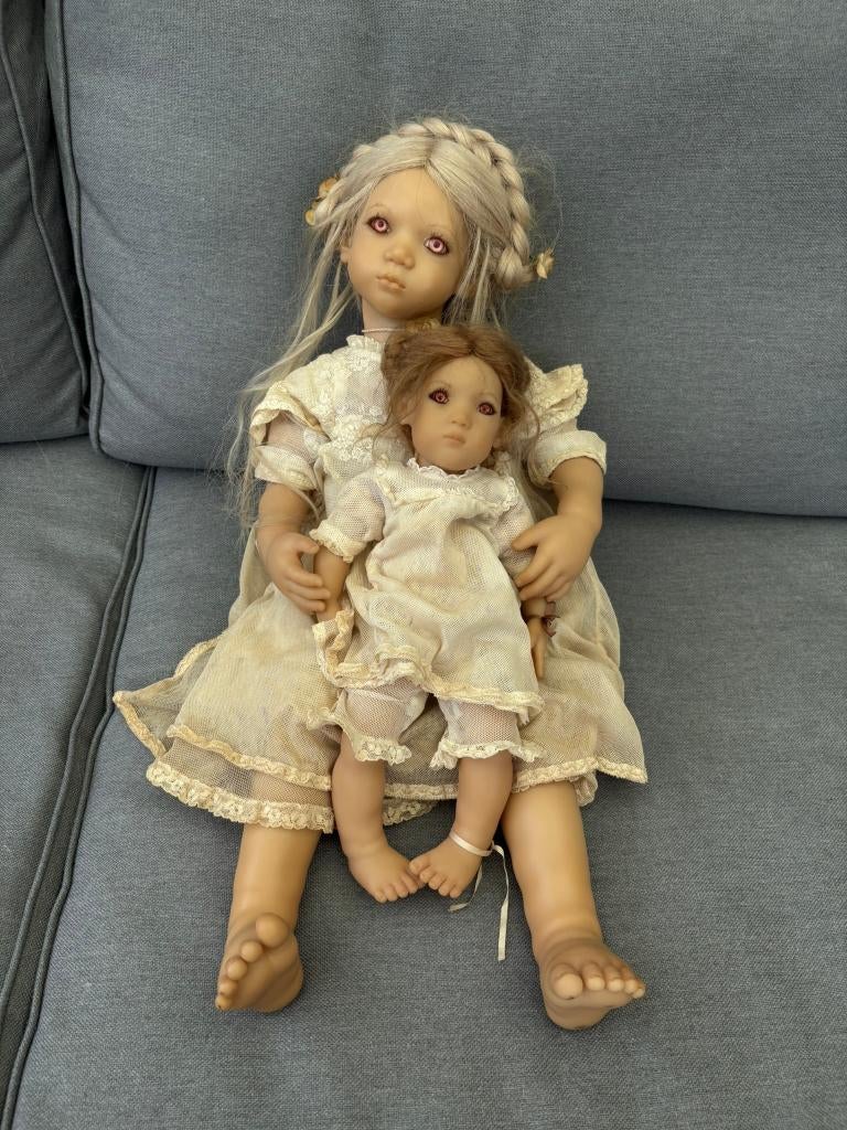 Annette Himstedt Freeke en Bibi, 60cm., Ophalen of Verzenden, Gebruikt, Pop, Levensecht of Reborn