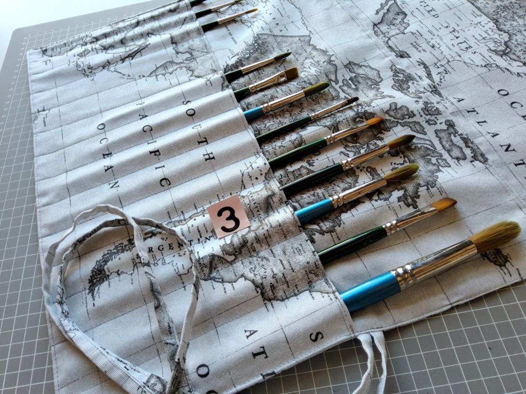 Penselen etui Wereldkaart grijs/zwart., Ophalen of Verzenden, Nieuw