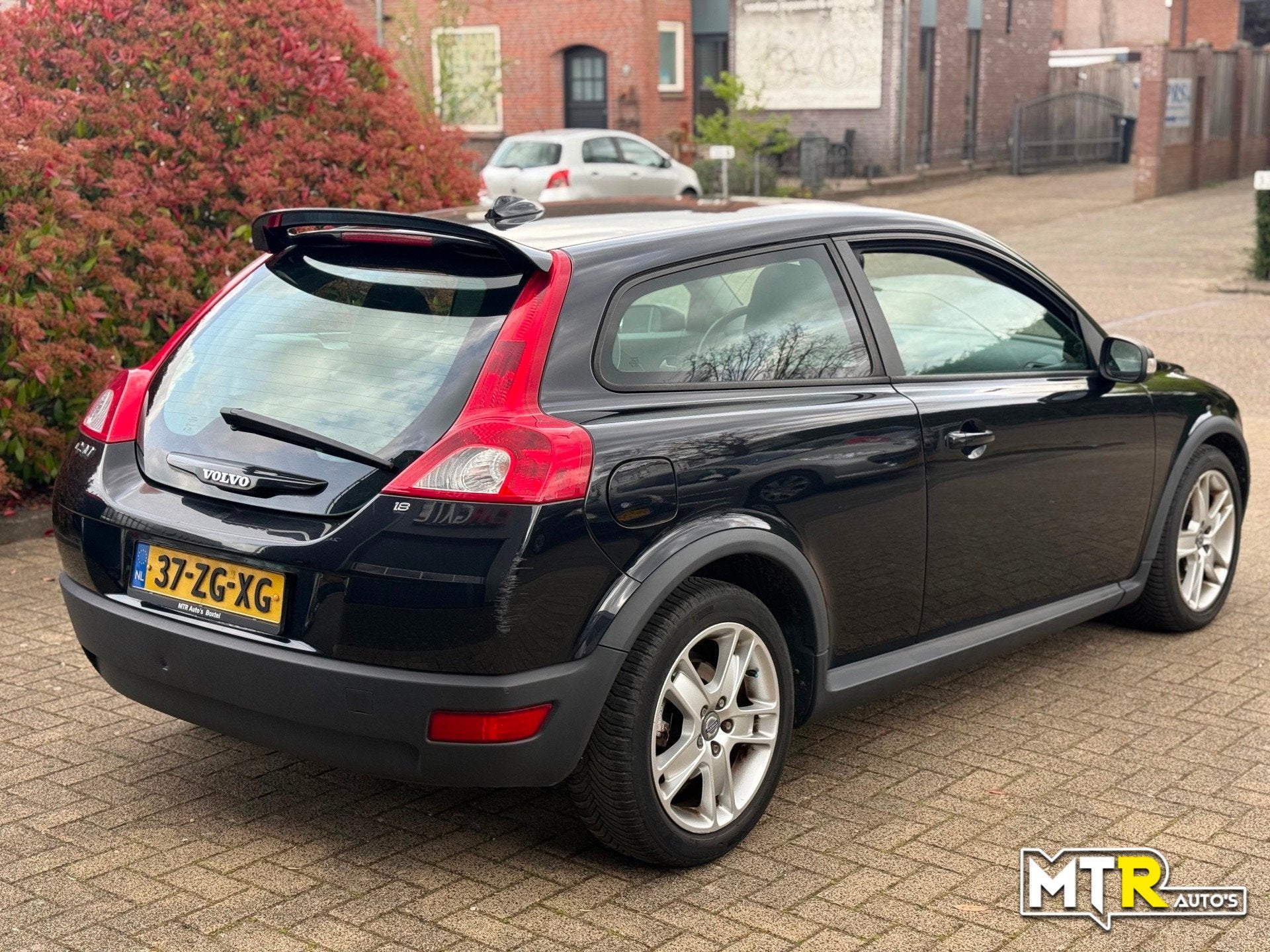 Volvo C30 1.8 Kinetic 2e EIG|NAP|APK 12-2026, Auto's, Voorwielaandrijving, 1228 kg, Gebruikt, Zwart