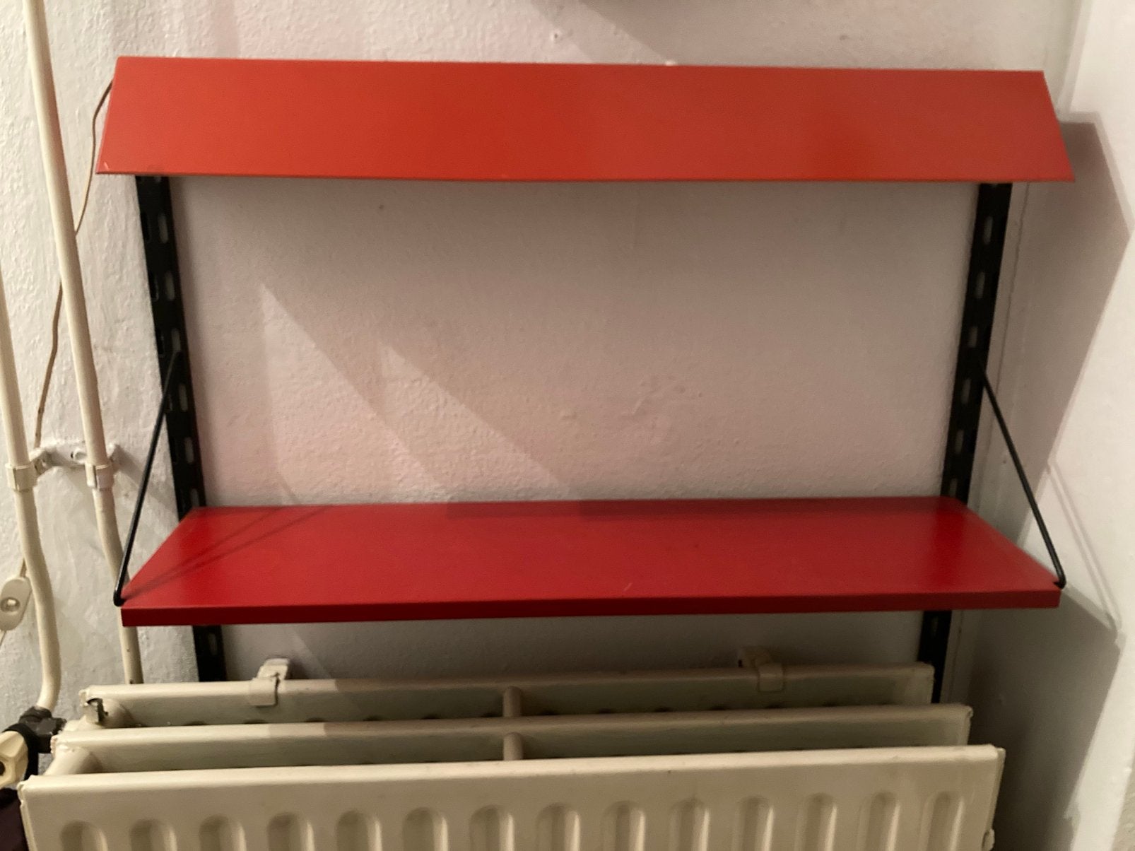 Pilastro wandrek met plank en lamp, Ophalen, Gebruikt