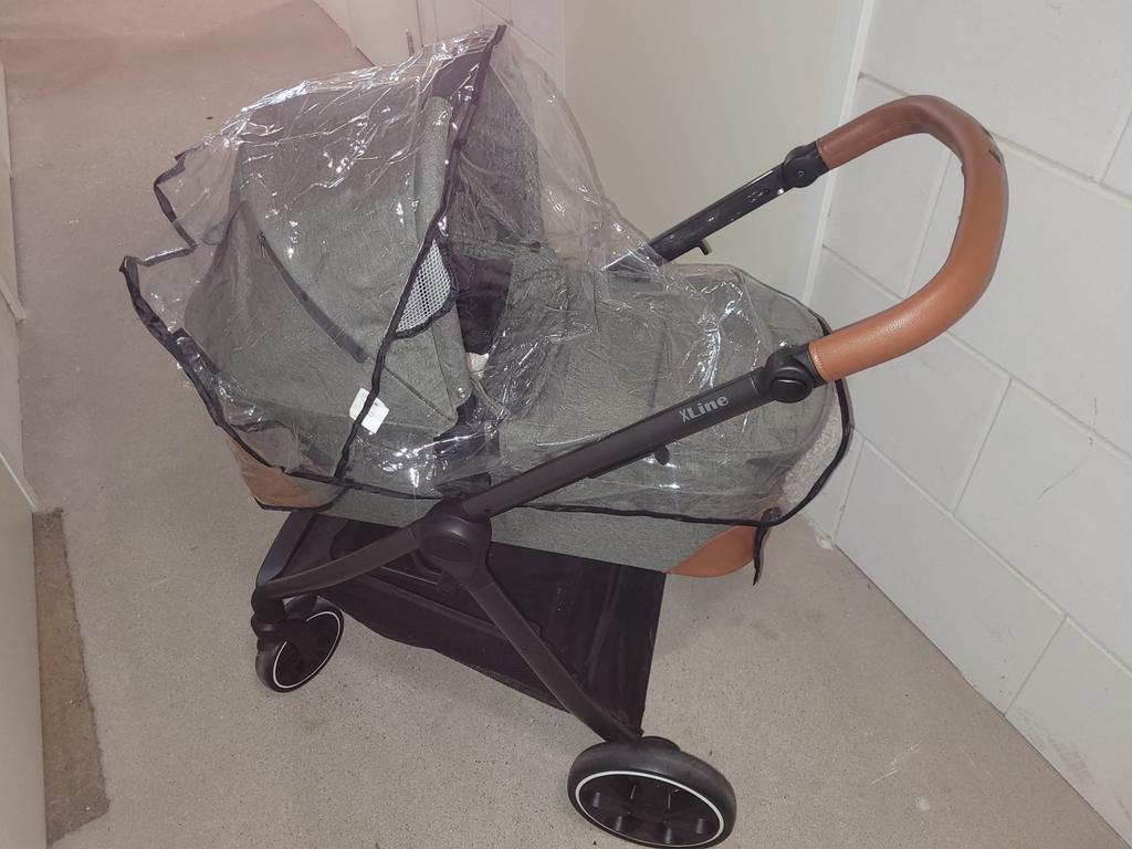 Nieuwe X-Line kinderwagen - Ongebruikt, Kinderen en Baby's, Kinderwagens en Combinaties, Nieuw, Met reiswieg, Ophalen, Kinderwagen