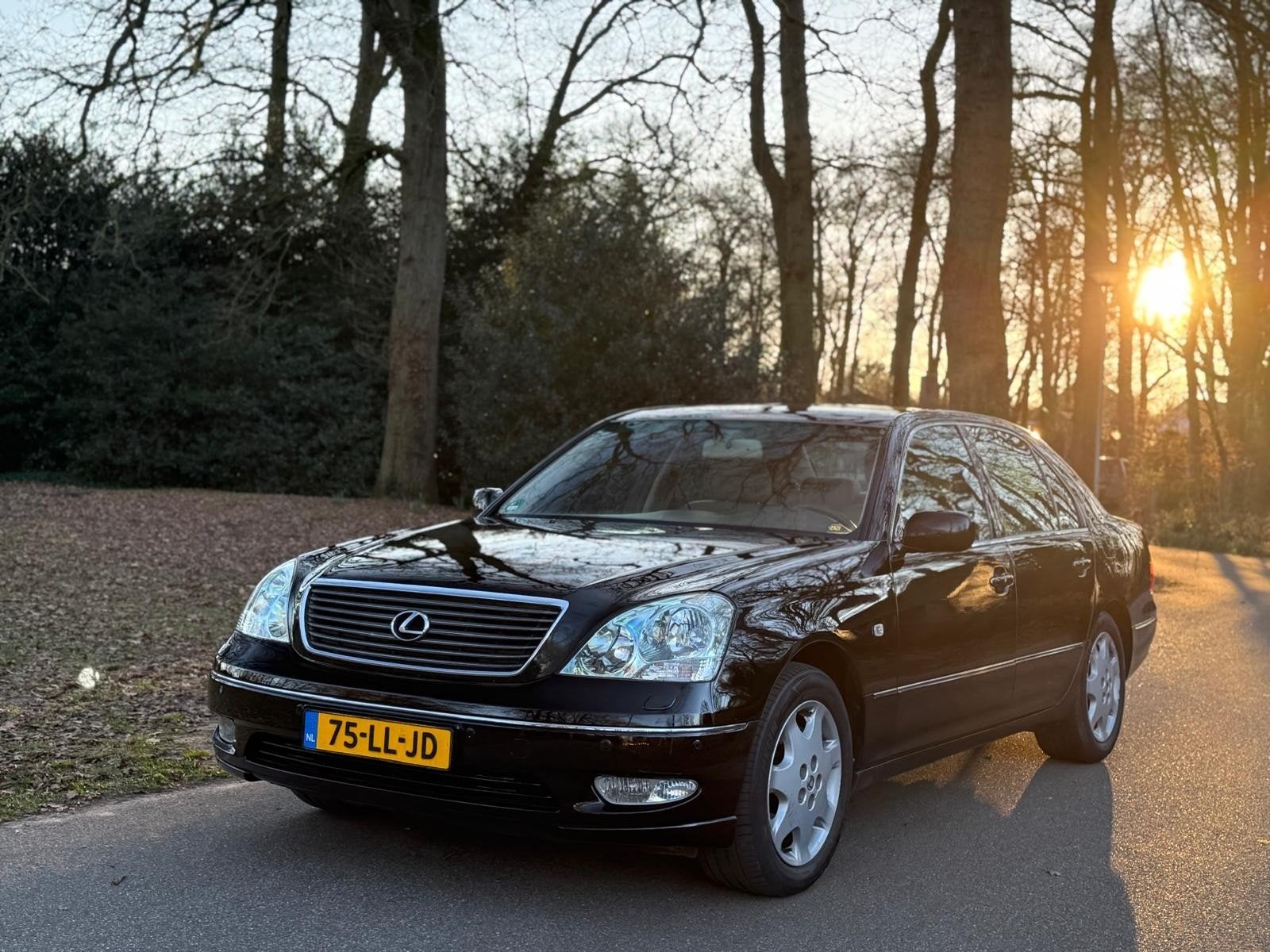 Lexus LS430 2003 Dealeronderhouden, Automaat, Achterwielaandrijving, Automatische klimaatregeling, 2000 kg