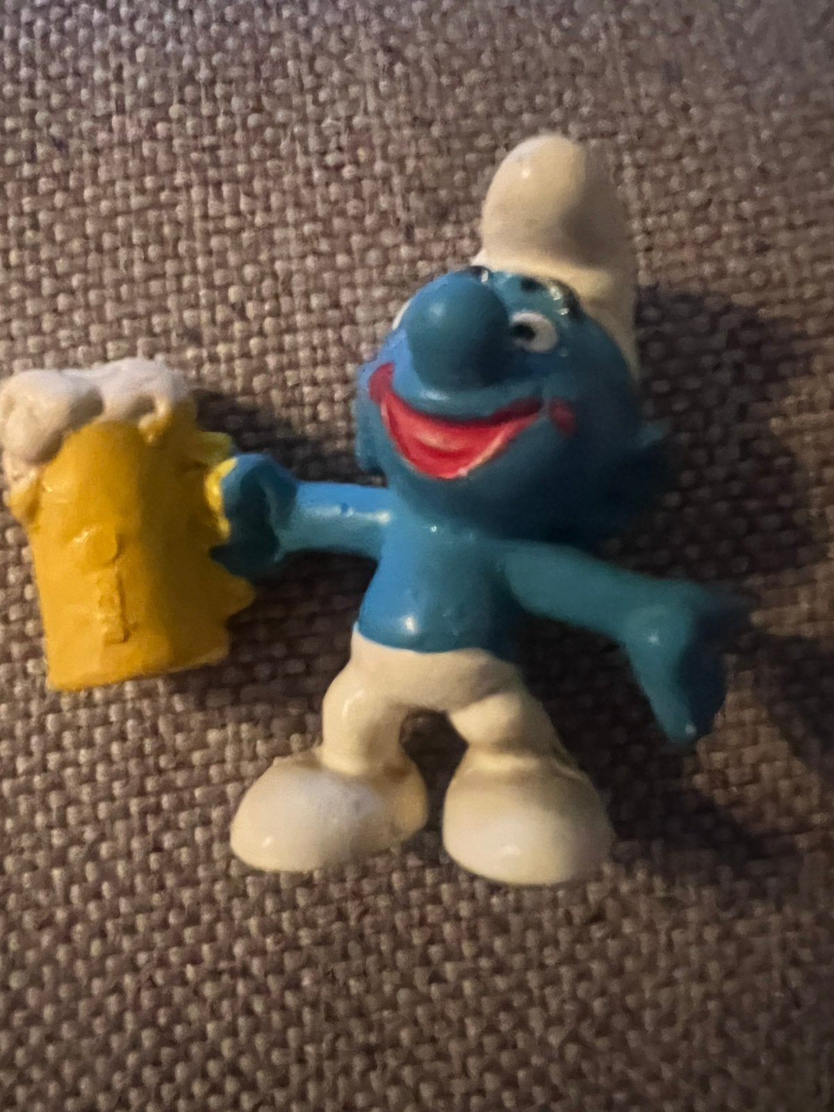 vintage smurf met bier, Verzamelen, Verzenden, Zo goed als nieuw
