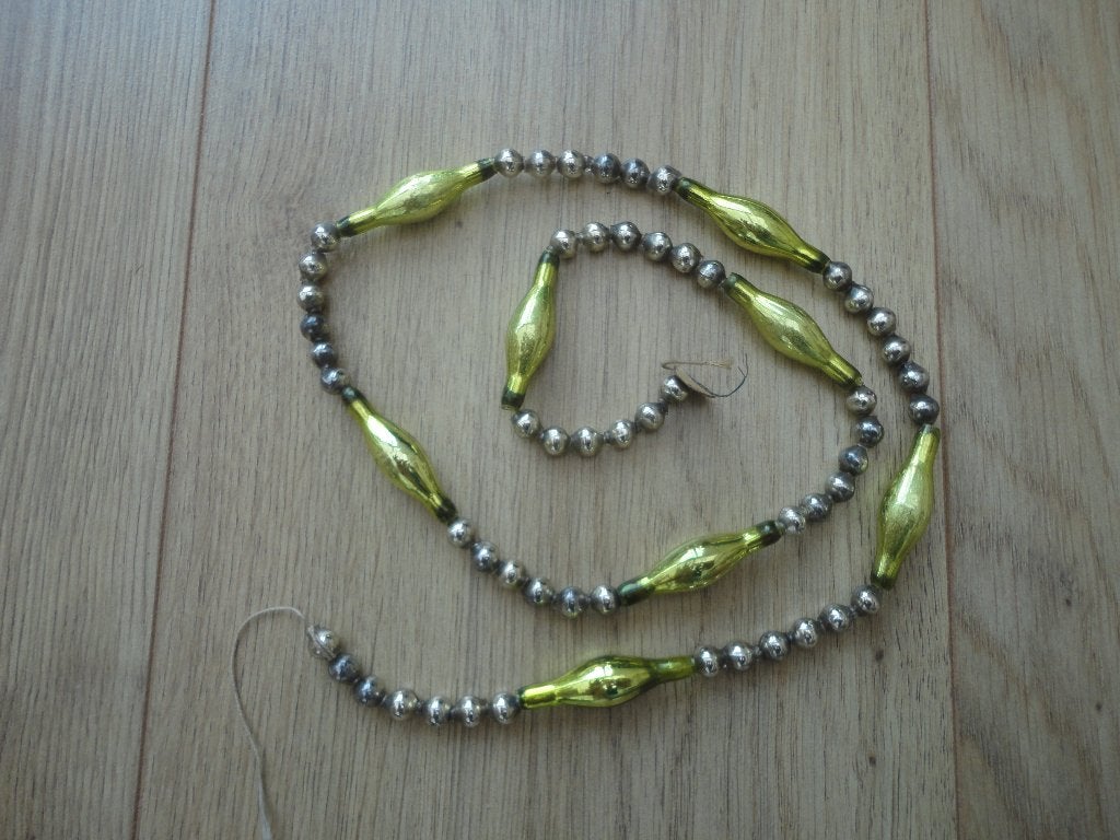 Mooie oude glazen kerstkralenketting 0,75 meter, Diversen, Ophalen of Verzenden, Gebruikt