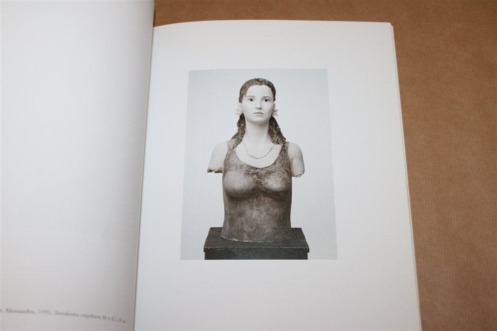 Isolde Frepoli. Hoofden. Tentoonstellingscatalogus., Ophalen of Verzenden, Gelezen