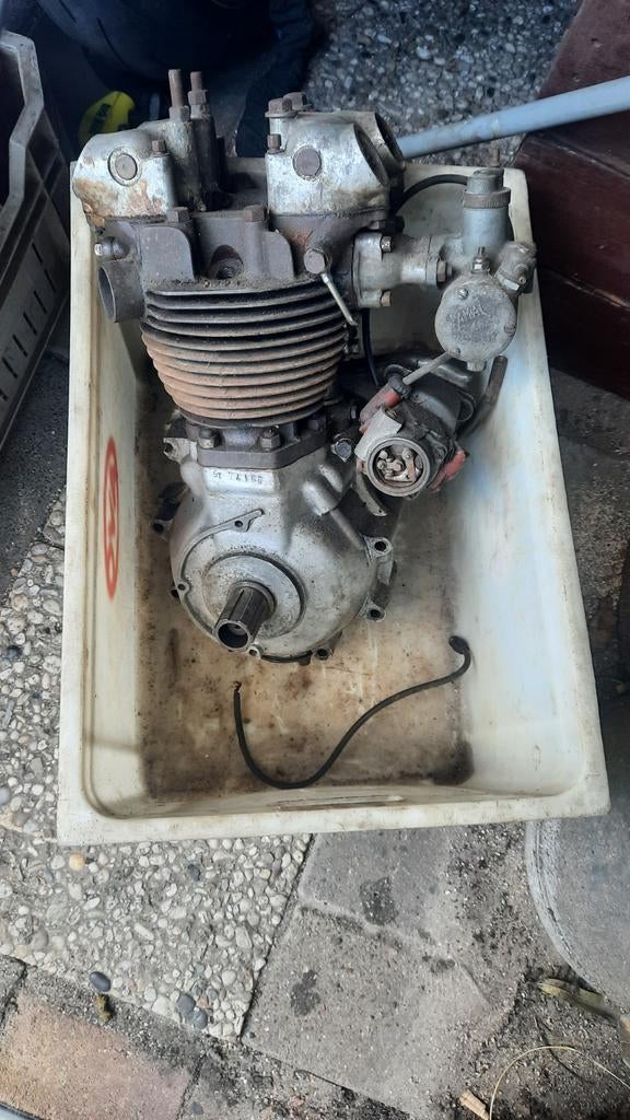 Triumph Speed Twin block, Motoren, Onderdelen | Oldtimers, Ophalen of Verzenden