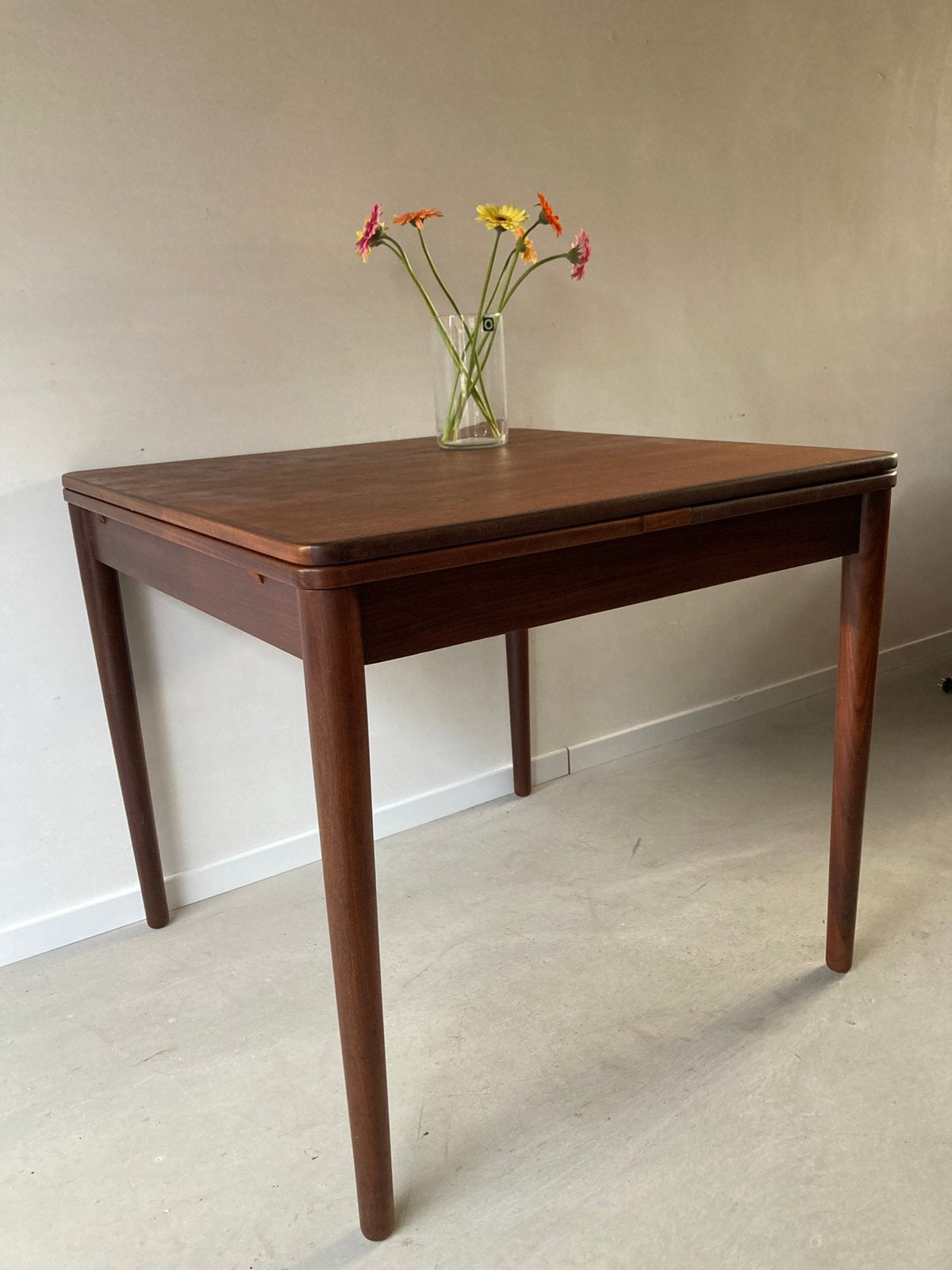 Midcentury vintage teak eettafel vierkant uitschuifbaar, Ophalen, Gebruikt, 100 tot 150 cm, 50 tot 100 cm
