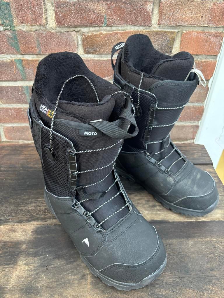 Burton Moto Snowboardschoenen Maat 43 (valt als 42), Ophalen of Verzenden, Zo goed als nieuw, Schoenen