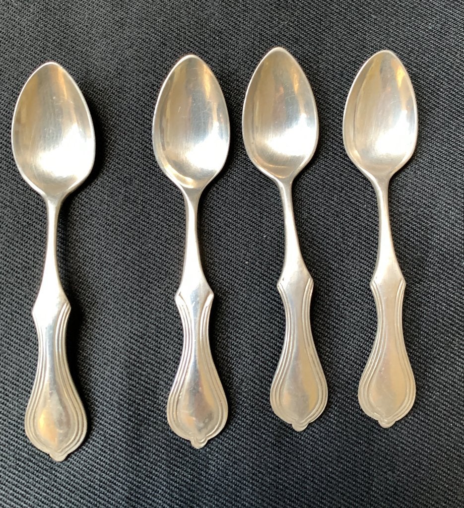 4 kleine lepeltjes F.W.A.Scharenberg, Ophalen of Verzenden