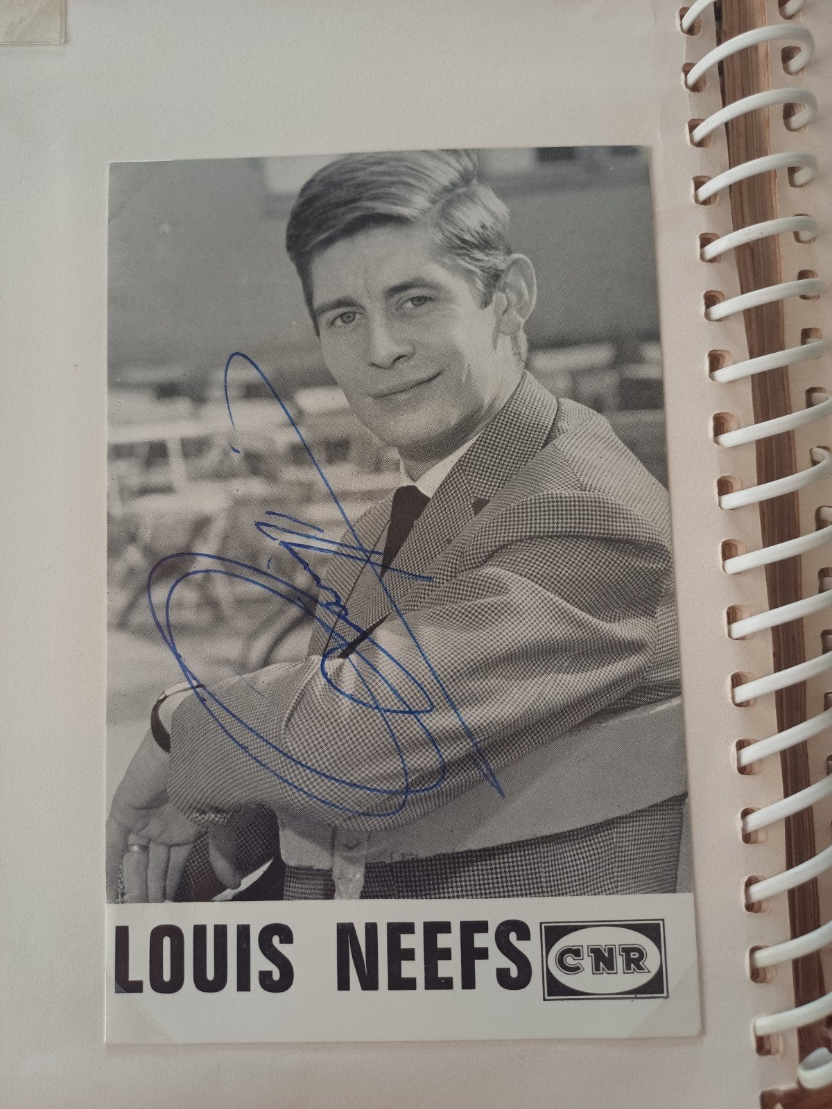 Gesigneerde foto Louis Neefs - Exclusief op CNR platen, Ophalen of Verzenden, Gebruikt, Foto of Kaart, Gesigneerd