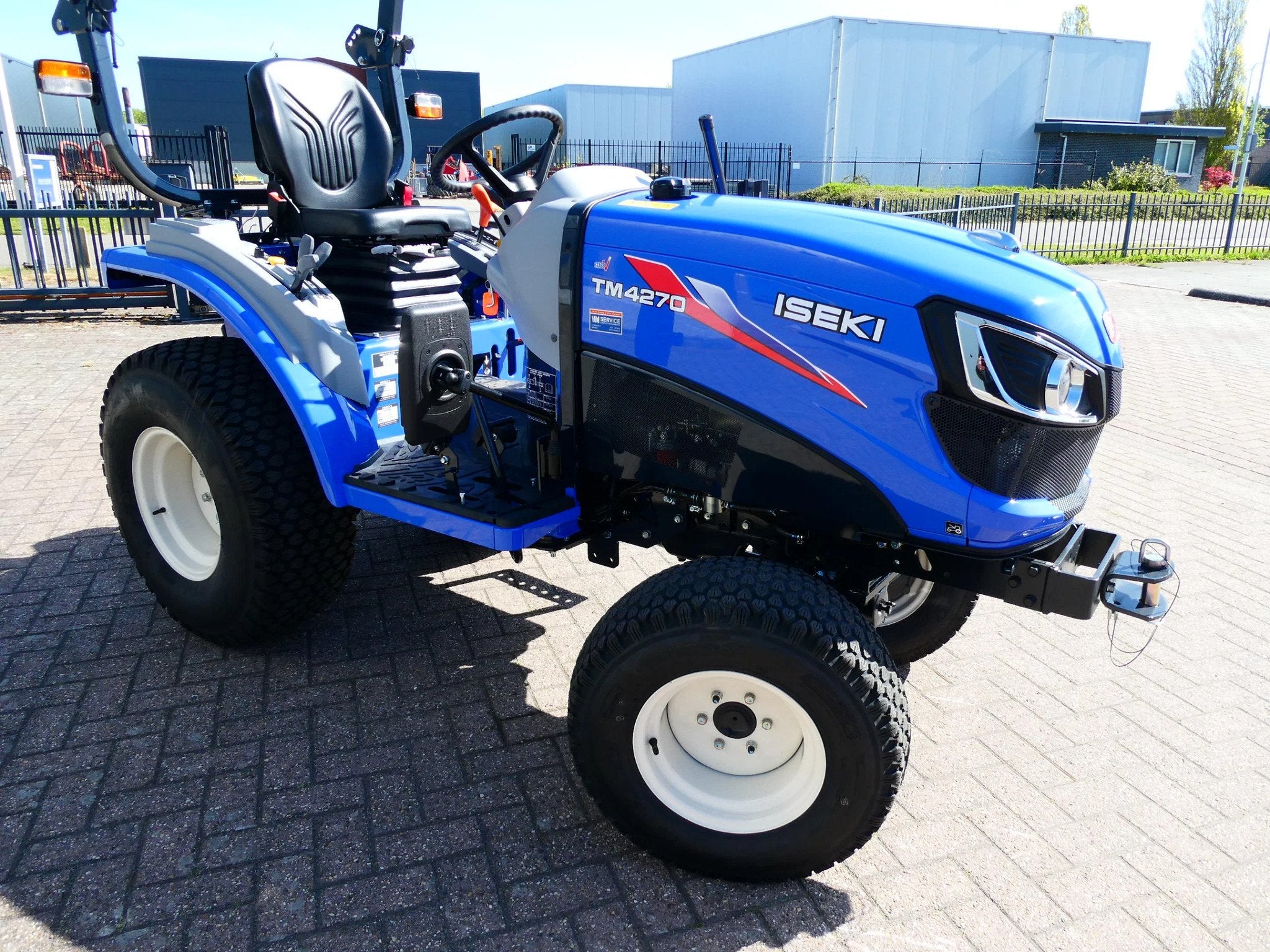 Iseki TM4270 4wd HST / 0001 Draaiuren / Gazonbanden, Overige merken, Gebruikt, De Maalstroom 3
8255 RN  Swifterbant, VM Service