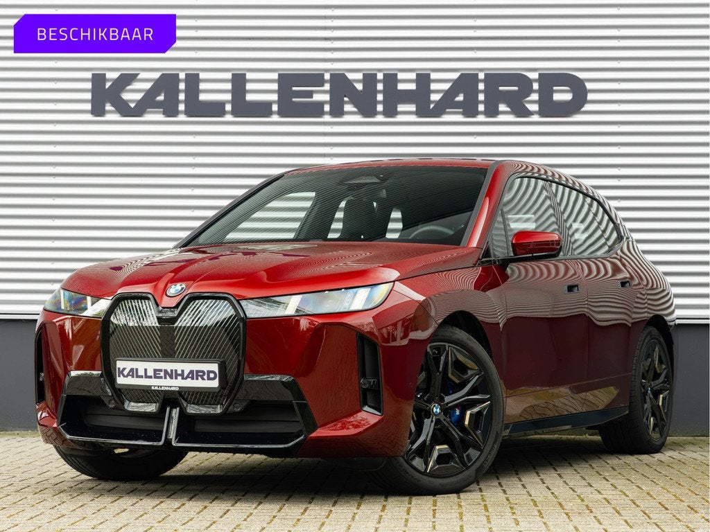 BMW iX xDrive60 112kWh - M-Sport - Trekhaak - ACC- Harman Ka, Auto's, BMW, 12 maanden, Automatische klimaatregeling, Zwart, Origineel Nederlands