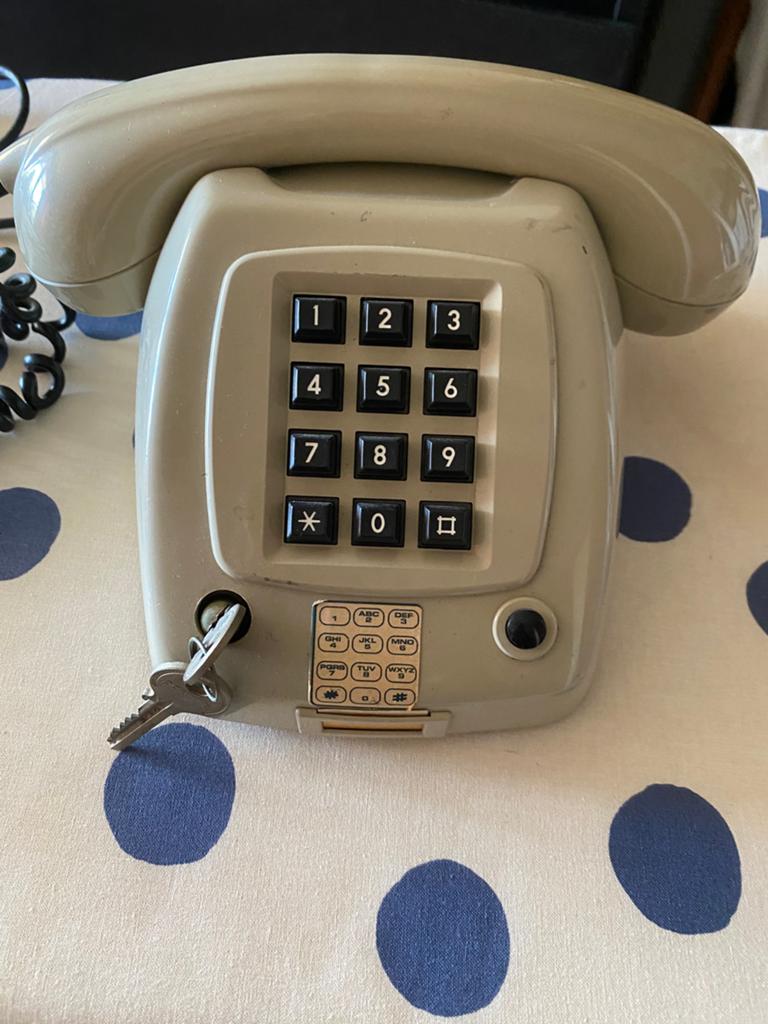 PTT analoge telefoon met slot, Ophalen of Verzenden, Zo goed als nieuw