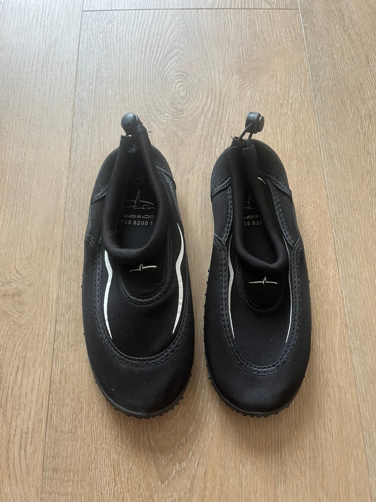 Waterschoenen maat 34 zgan, Kinderen en Baby's, Kinderkleding | Schoenen en Sokken, Ophalen of Verzenden, Zo goed als nieuw, Meisje