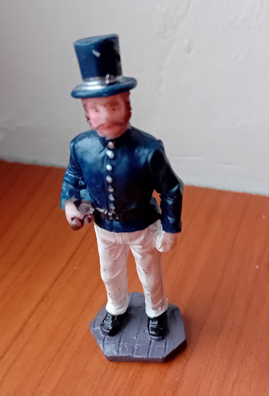 Lemax policeman, retired, Lemax figuur Kerstdorp, Ophalen of Verzenden