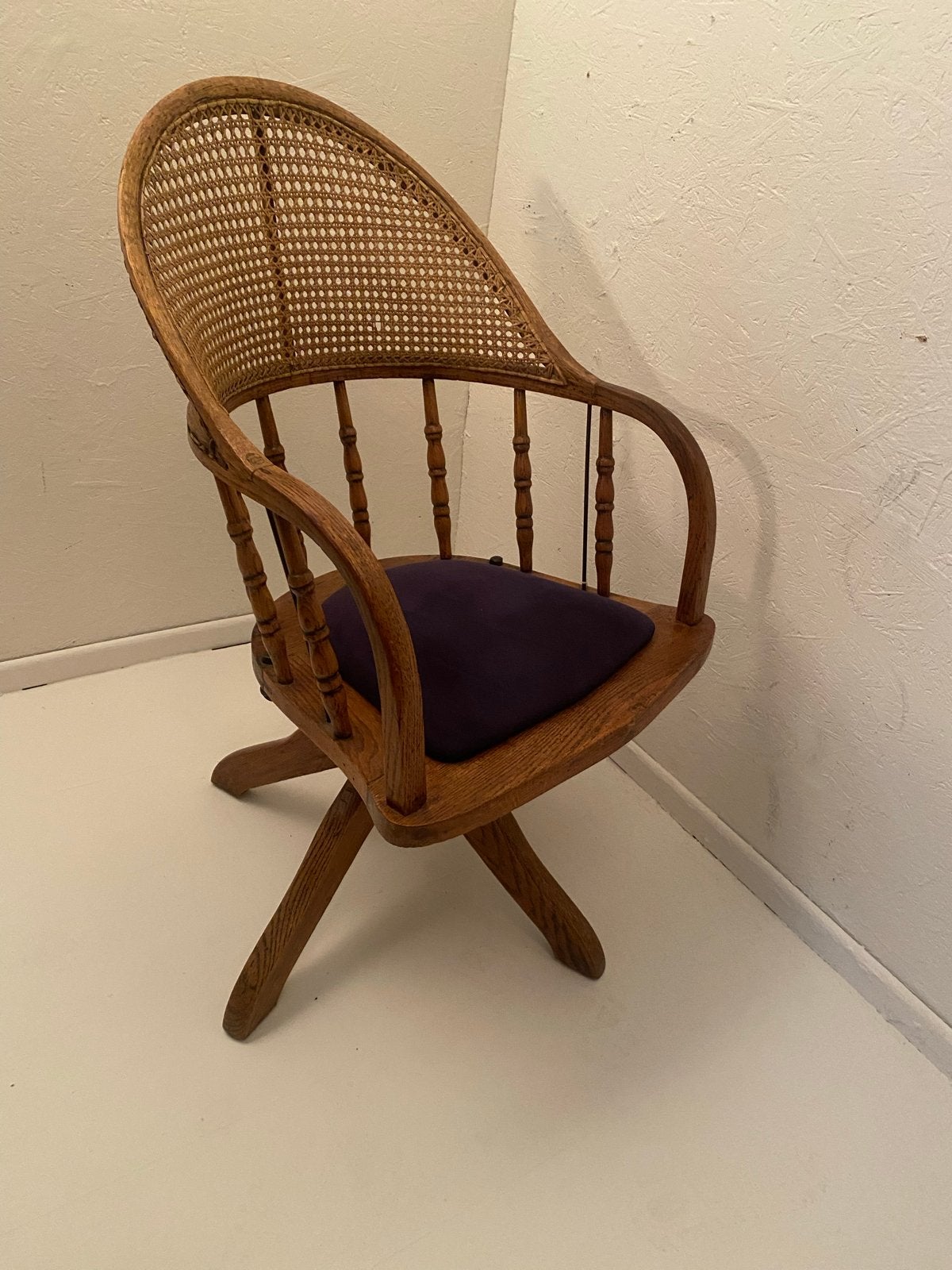 Vintage Bureaustoel met Rotan Rugleuning, Ophalen