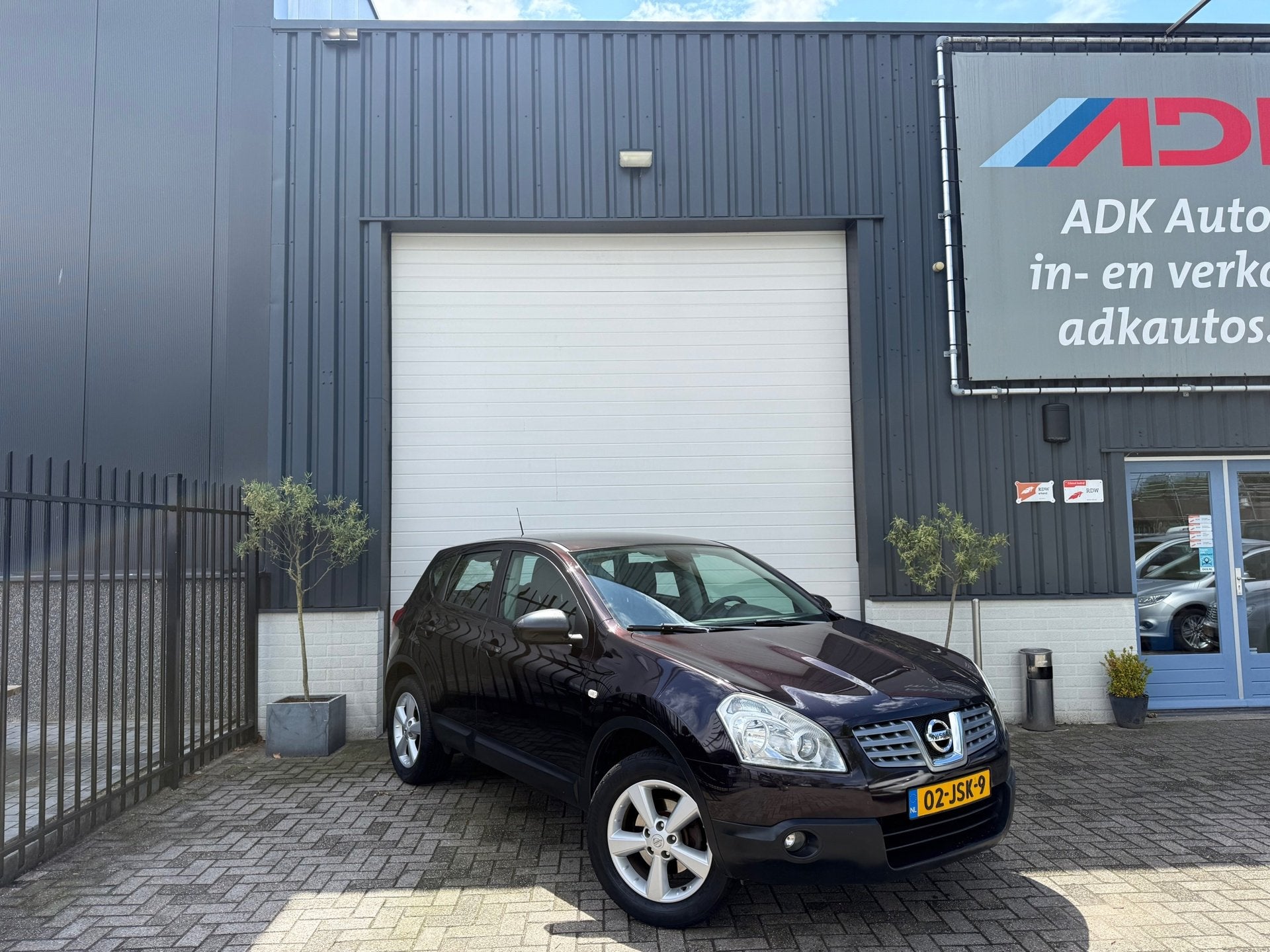 Nissan Qashqai 1.6 Acenta CLIMA/TREKHAAK/CRUISE/PDC/NIEUWE A, Auto's, Voorwielaandrijving, 1272 kg, Gebruikt, Zwart
