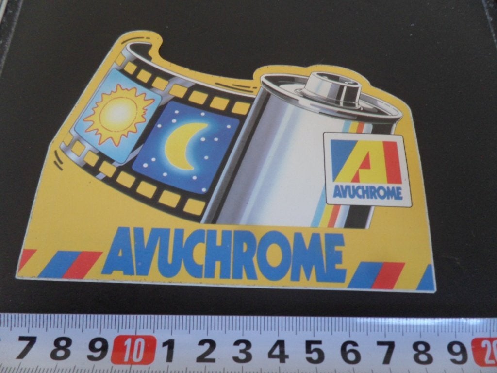 sticker AVUCHROME, Ophalen of Verzenden, Zo goed als nieuw