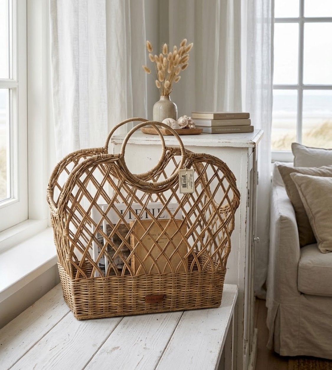 Riviera Maison Rattan Magazine Basket - Zo goed als nieuw, Gevlochten, Mand, Ophalen of Verzenden, Zo goed als nieuw