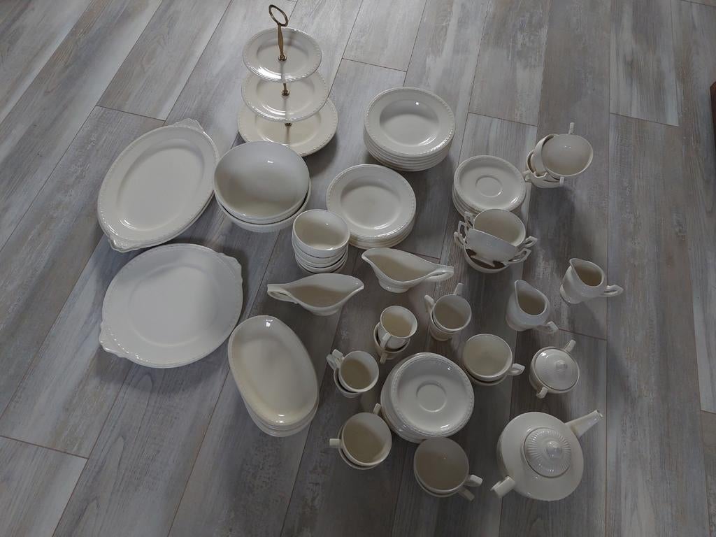 Servies Recamier, Royal Creamware, Huis en Inrichting, Ophalen, Porselein, Overige stijlen