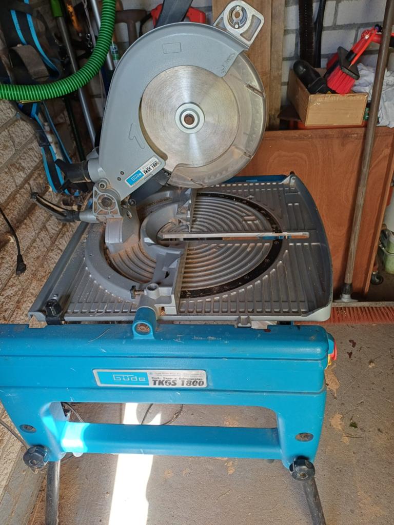Flipover Afkort- en Tafelzaag met Extra Zaagbladen, Ophalen, Gebruikt, 70 mm of meer, Güde
