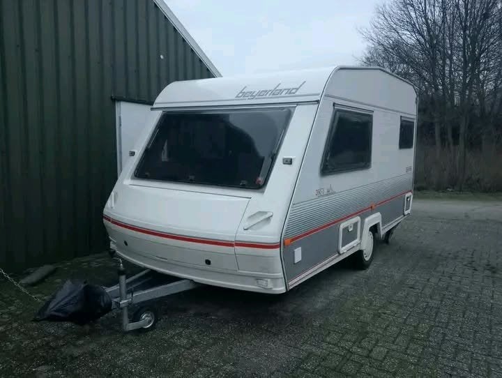 Beyerland Sprinter 390-2 1997, Voortentlamp, Rondzit, Omvormbare zithoek, 750 - 1000 kg