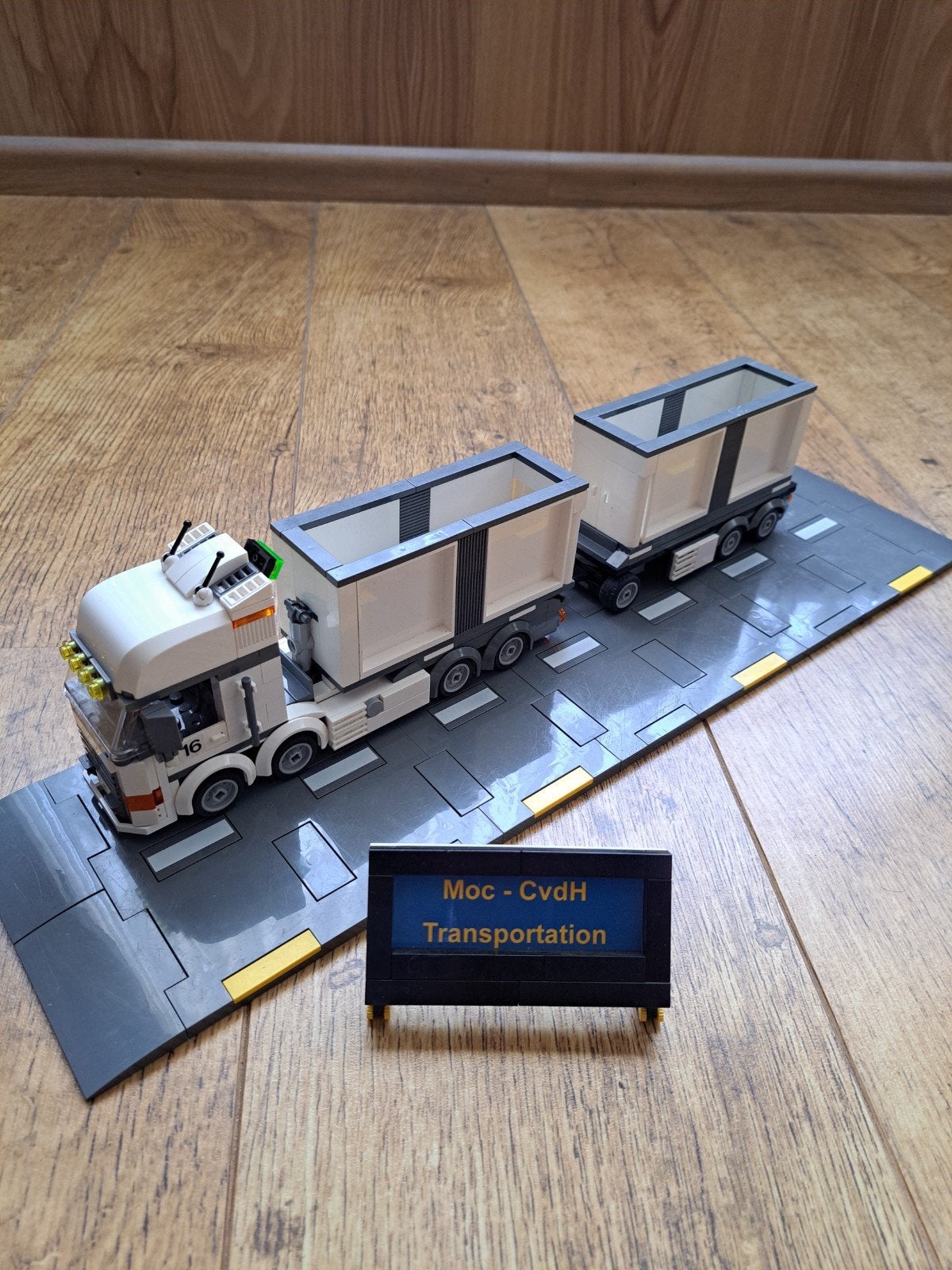 Lego City MOC Bakwagen met Aanhanger en 2 Afzetcontainers, City, MOC (eigen creatie), Lego, Ophalen of Verzenden