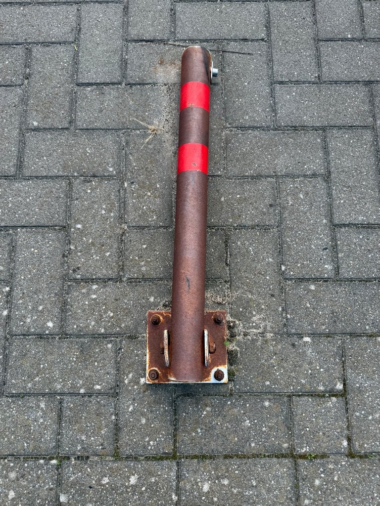 Parkeerpaal, Ophalen, Gebruikt, Minder dan 180 cm, Palen