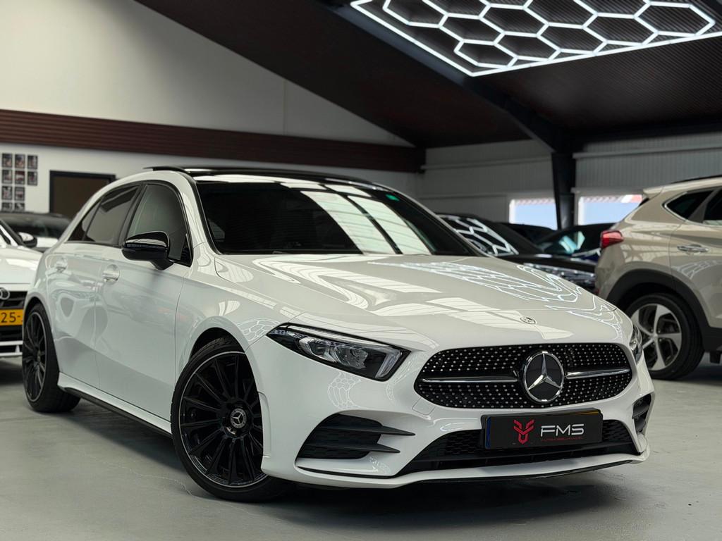 Mercedes-Benz A-klasse 200 AMG Pakket Panorama CarPlay, Gebruikt, 1600 kg, 685 kg, 1275 kg