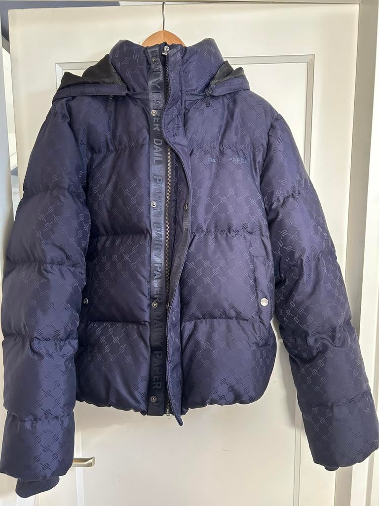 Daily paper puffer jas donker blauw maat m, Ophalen, Blauw, Overige maten, Daily Paper