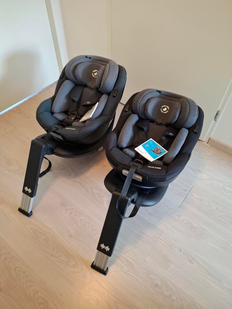 1 of 2x Maxi Cosi Mica autostoel 0-4 jaar, draaibaar, Isofix, Ophalen, Verstelbare rugleuning, Gebruikt, 0 t/m 18 kg