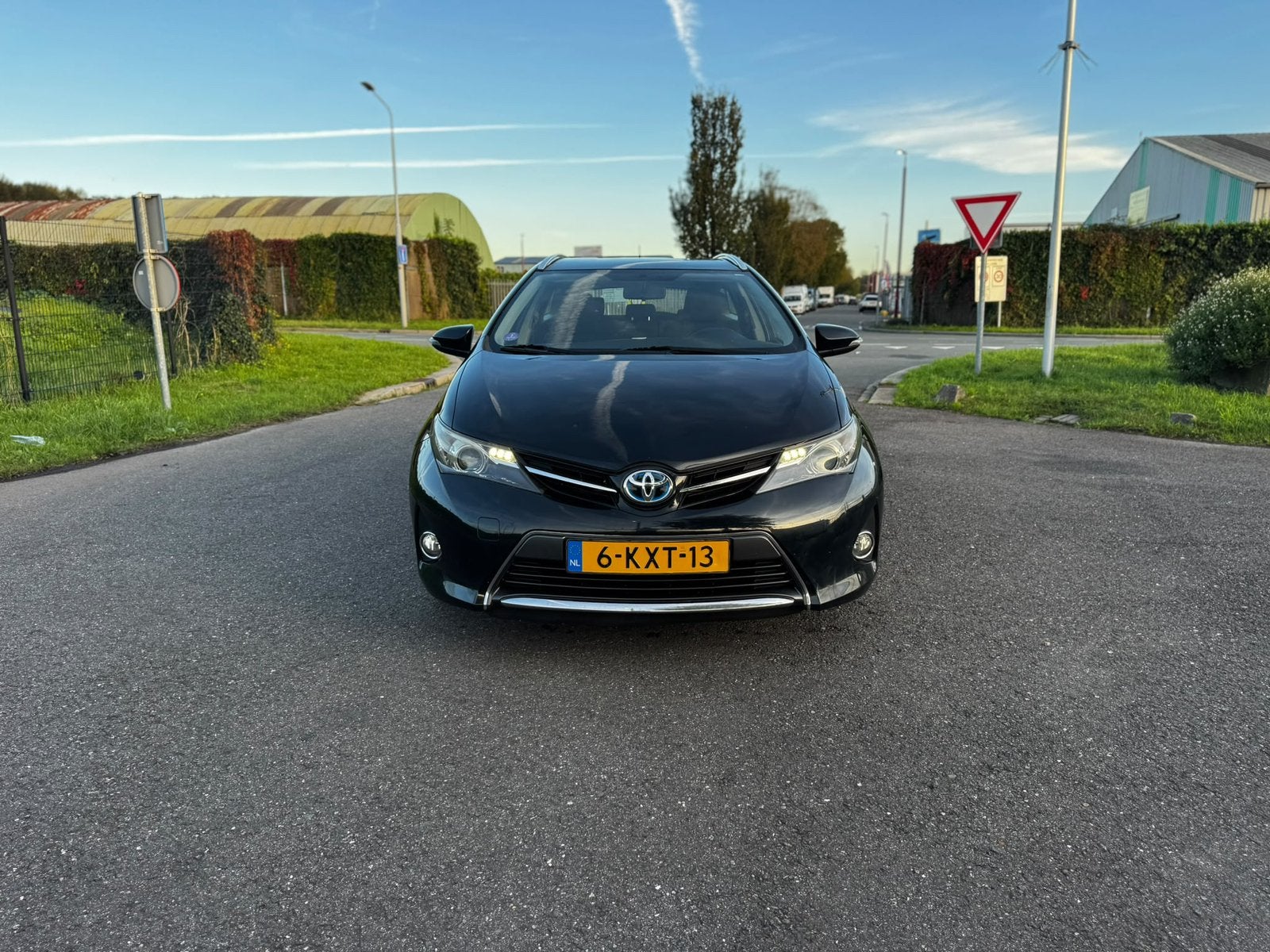 Toyota Auris 1.8 Hybrid Touring Sports CVT 2013 Zwart, 345 kg, Zwart, Origineel Nederlands, Volledig hybride
