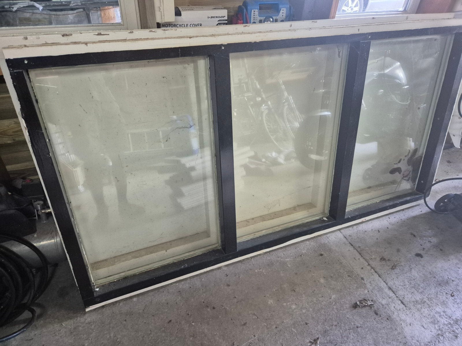 Kozijnen met glas en dichte panelen (2 stuks), Ophalen, Gevelraam of Ruit, Gebruikt, 120 tot 160 cm