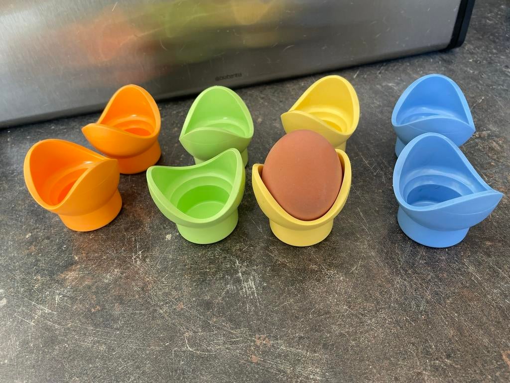 8 eierdopjes van Tupperware, Huis en Inrichting, Keuken | Tupperware, Ophalen of Verzenden, Zo goed als nieuw, Overige typen