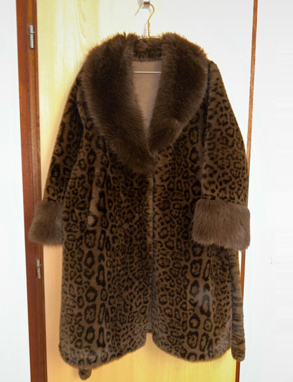 Faux bontjas luipaard print, Ophalen, Zo goed als nieuw, Maat 42/44 (L), Bruin